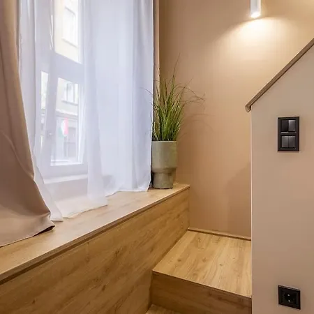 Downtown Comfort One Apartment